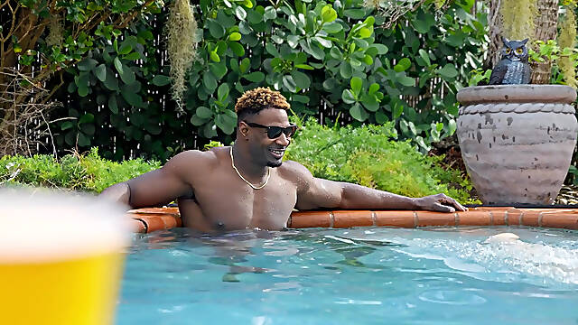 Mature Seka Black wants new sensations