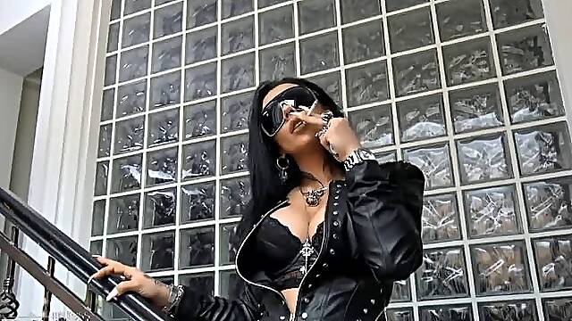 Mistress Kennya - Sunglasses And Smoking Hot Leather