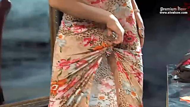 Ivanela Markova (Ava in ETV) Bulgarian model nude TV performance - Иванела Маркова на ТВ