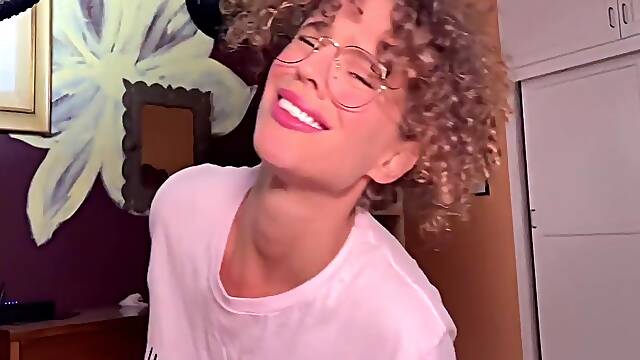 Jewish Stepmom Gets Caught Farting And Makes You Eat Her Farts With 8 Min - Vibewithmommy