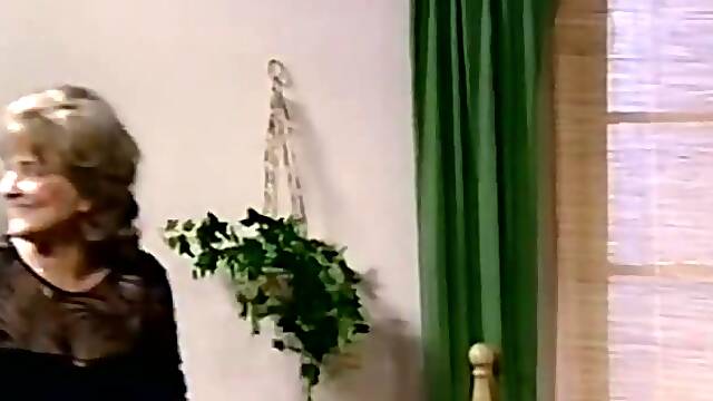 Old lady - vintage 2