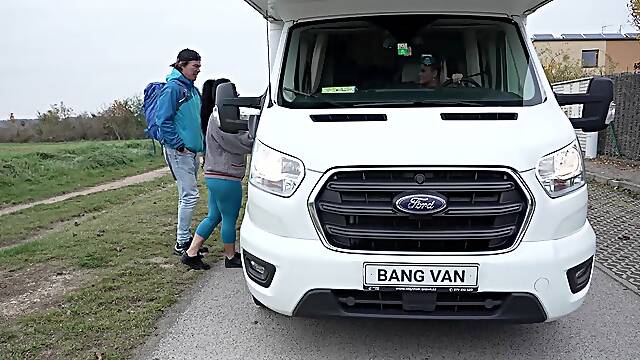 Breasty Rv Driver Jennifer Mendez Rescues Lost Hikers and Gets Rewarded