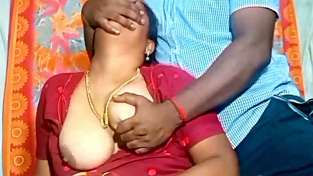 Tamil tutor smooching with student