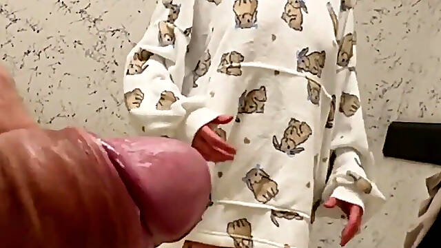 Sex in the Fitting Room with a Sales Assistant. Blowjob for First Client with Big Dick