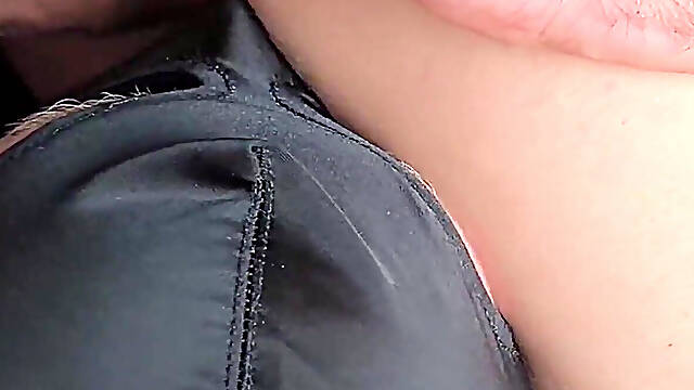 Real Blindfold Surprise. Bisex Homemade Threesome. MMF